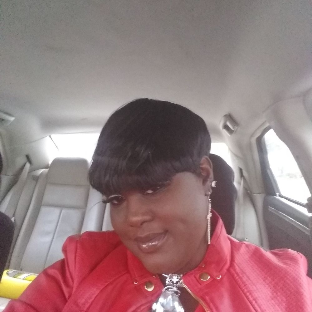 Meet your Posher, Tiera